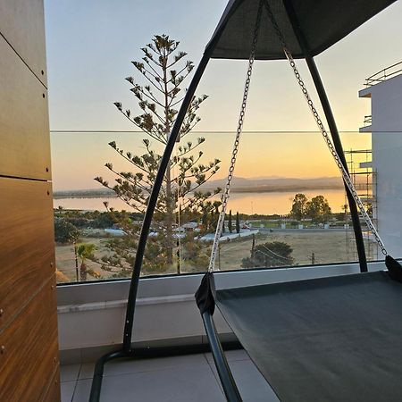 Majestic Sunset Salt Lake Views 300M From Beach لارنكا المظهر الخارجي الصورة